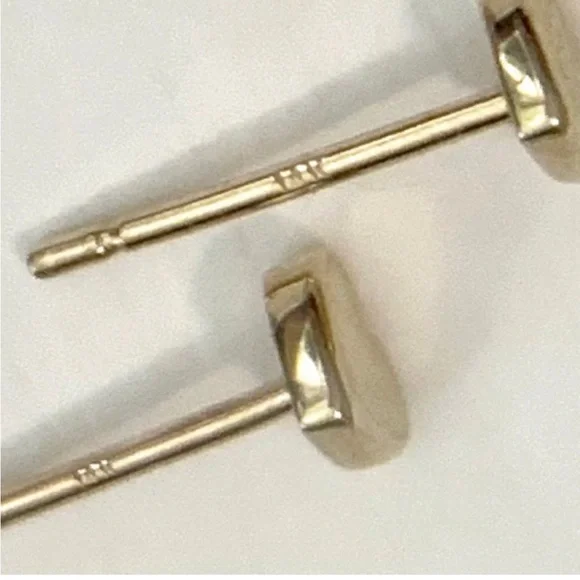 ✨Zoe Chicco Solid 14k Gold Itty Bitty Heart Stud Earrings (pair) - Picture 6 of 6